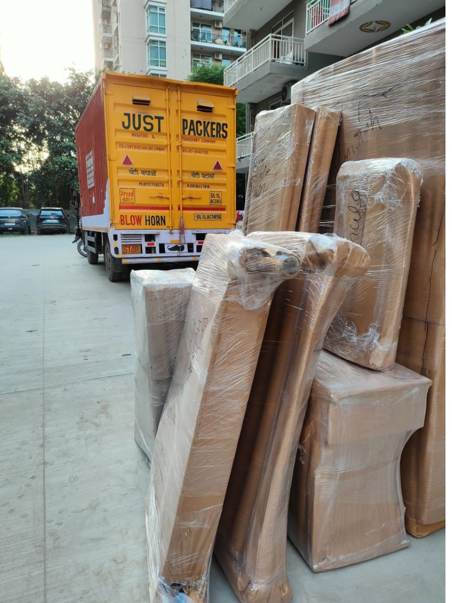 Packers Movers in Noida