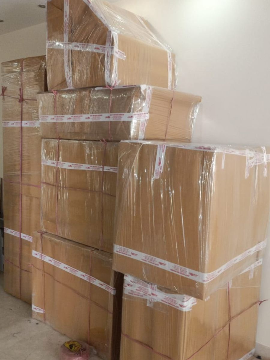 Packers Movers in Noida