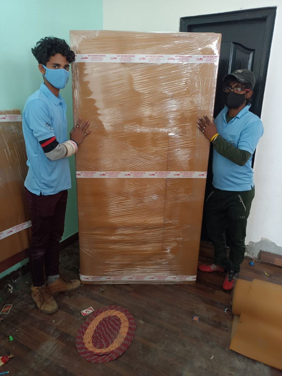 Packers Movers in Noida