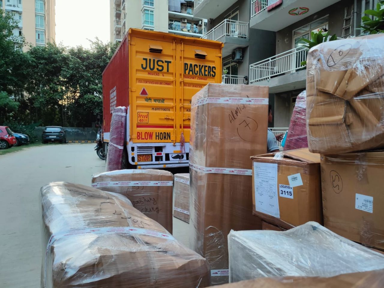 Packers and Movers in Noida